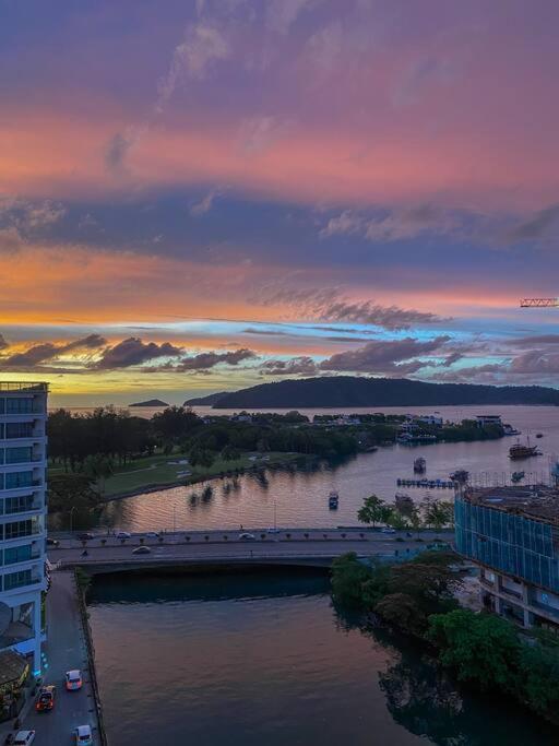 Seaview Homestay At The Loft, Imago Kk Kota Kinabalu Exterior photo